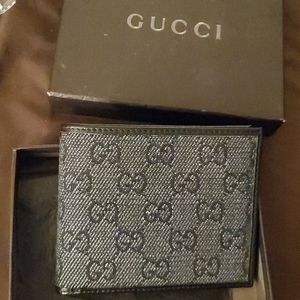 Authentic Gucci Denium Men Wallet
